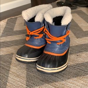 Sorel Snow Boots - Size 11 Little kid